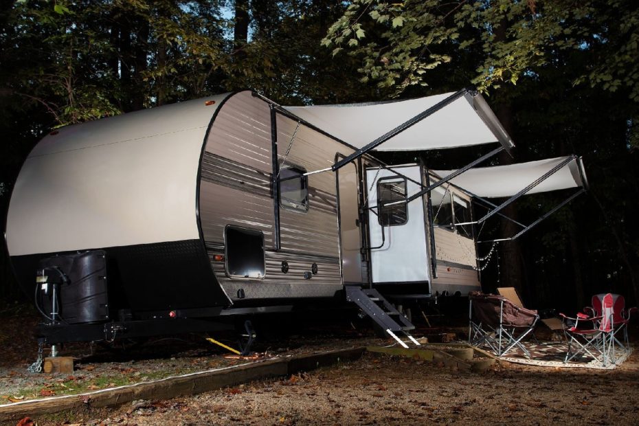How To Level a Travel Trailer