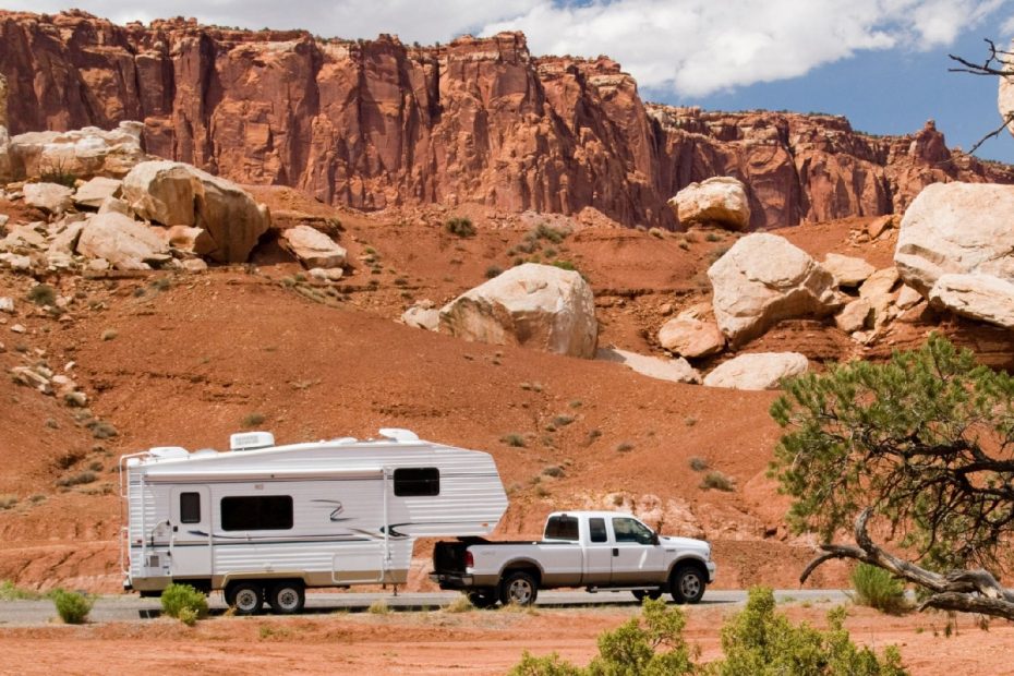 WHAT IS AN OFF-ROAD TRAVEL TRAILER - A COMPLETE GUIDE